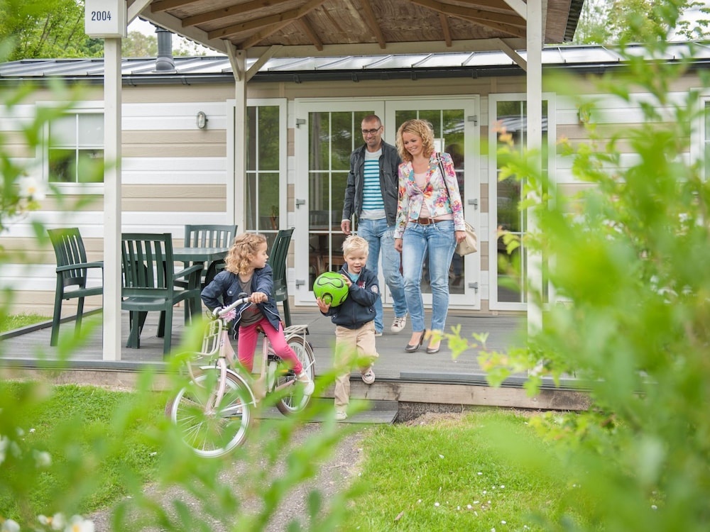 Chalet Near the Beach With Dishwasher