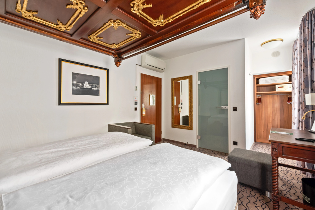 King's Hotel Center Superior