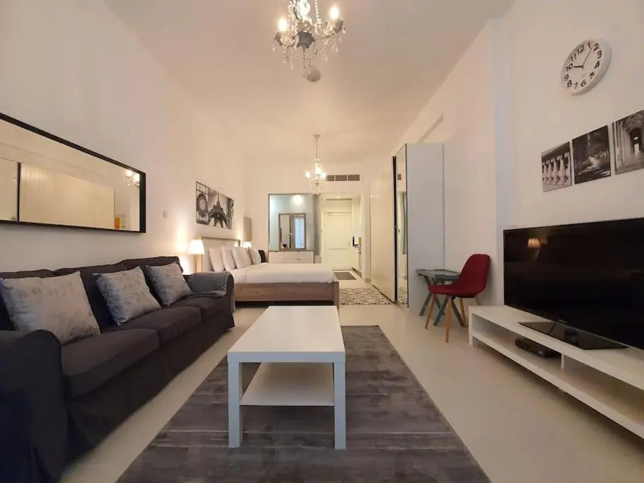 Unified Vacation Homes-Deluxe Sea View Studio-Balcony-Parking-20