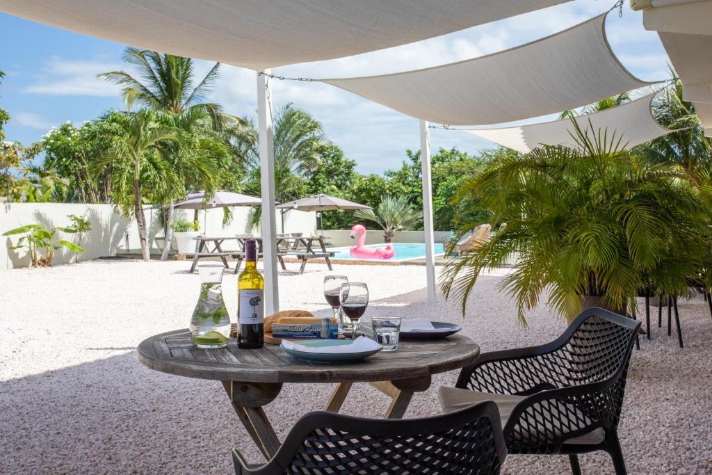 INDIGO Apartments & Suites - 'Adults Only'