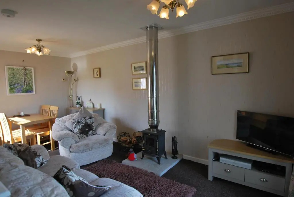 11 Laigh Isle