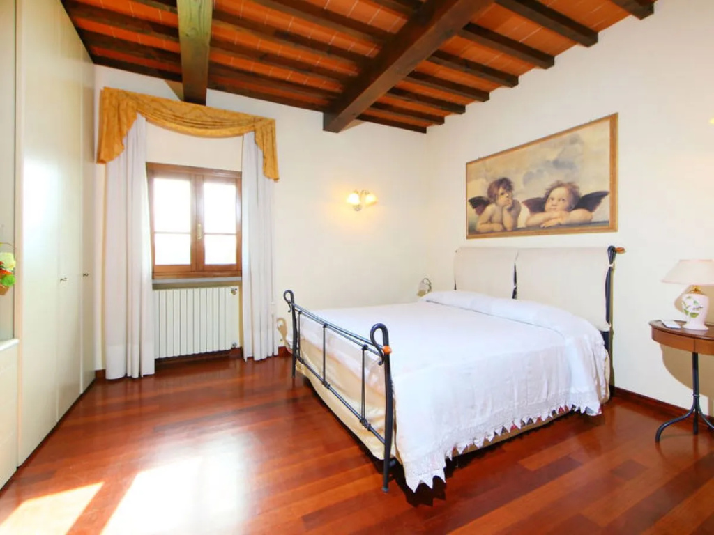 Villa Elena 33120