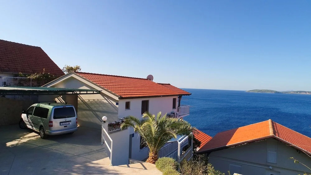 Seaside Apartments Hrkać
