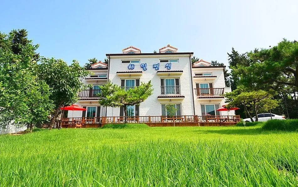 chunjangdae haemil pension