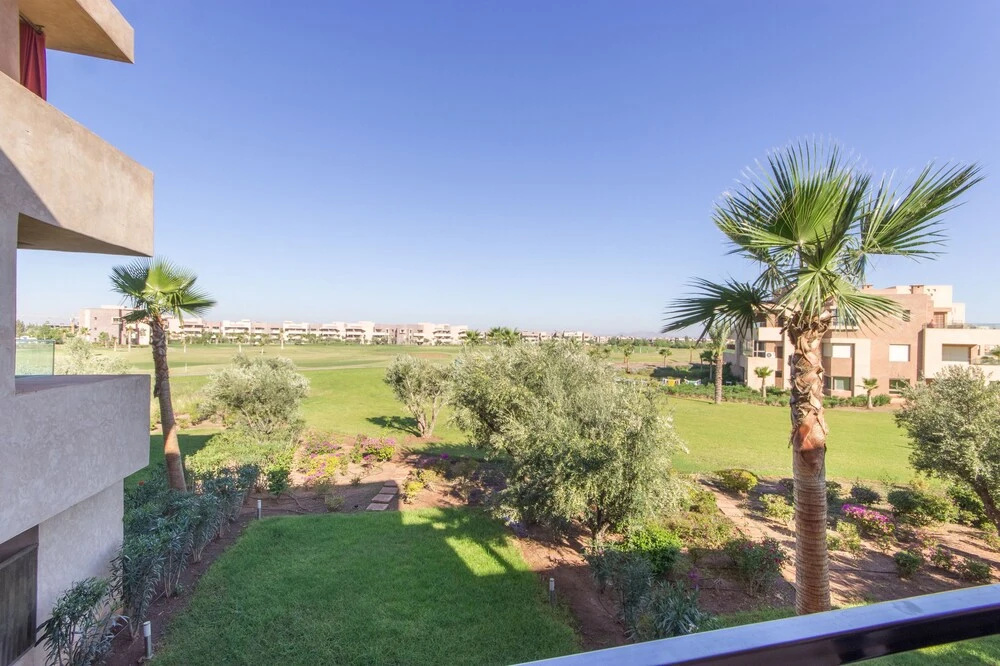 Family Only Flat in Golf City