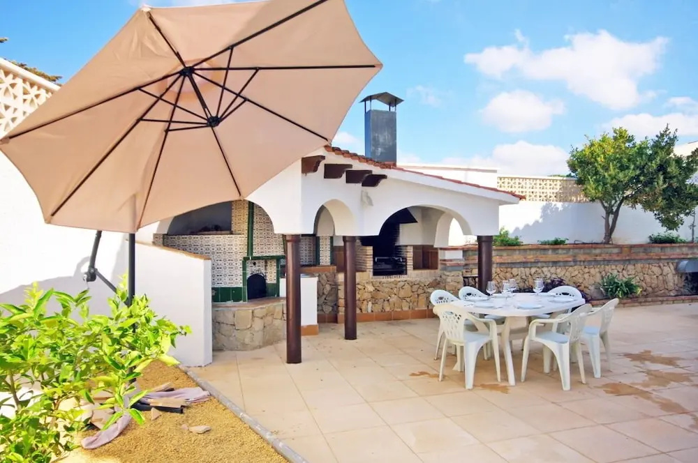 Villa - 7 Bedrooms with Pool and WiFi - 105006