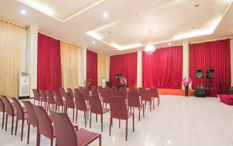 Hotel O Marina Andalas