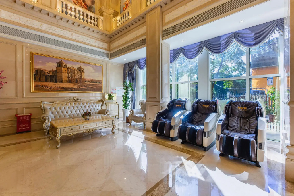 Vienna International Hotel (Yichang East Railway Station)