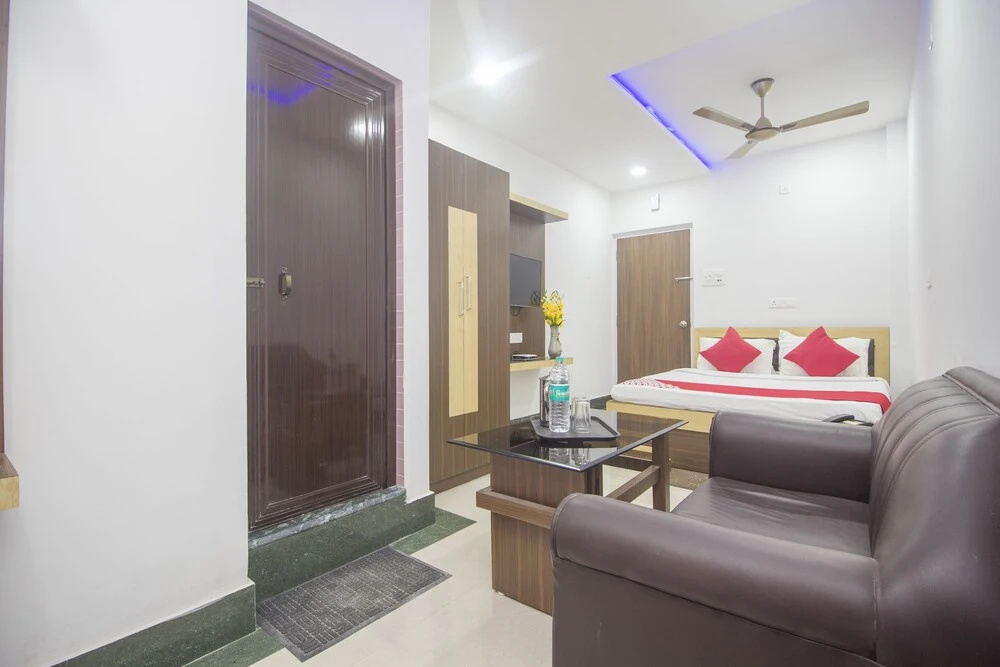 OYO 26838 Mahalaxmi