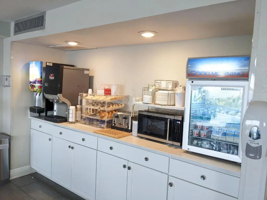 Inn on Destin Harbor, an Ascend Collection Hotel