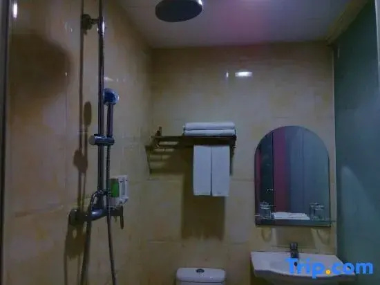 Tianhuiduo Business Hotel