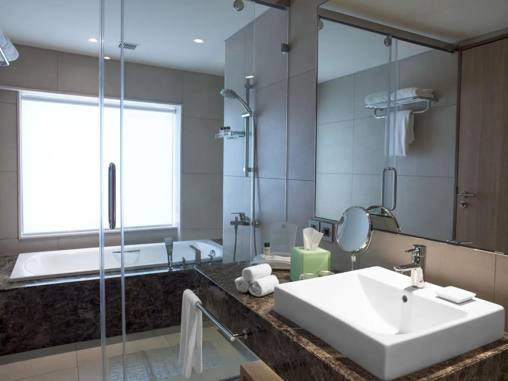 Holiday Inn Chennai OMR IT Expressway by IHG