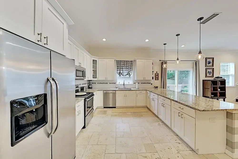Peaceful Vilano Beach Getaway W/ Alfresco Dining 4 Bedroom Home