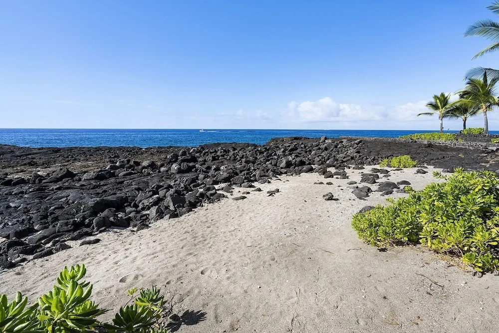 Kona Blue 5 Bedroom Home