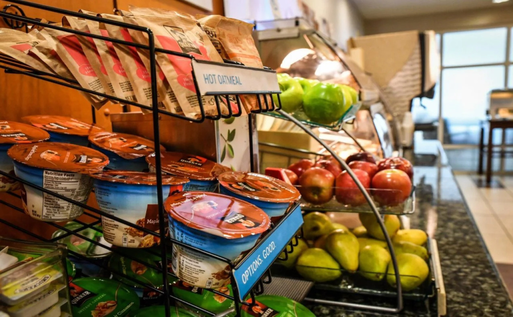 Holiday Inn Express Hotel & Suites - Concord by IHG