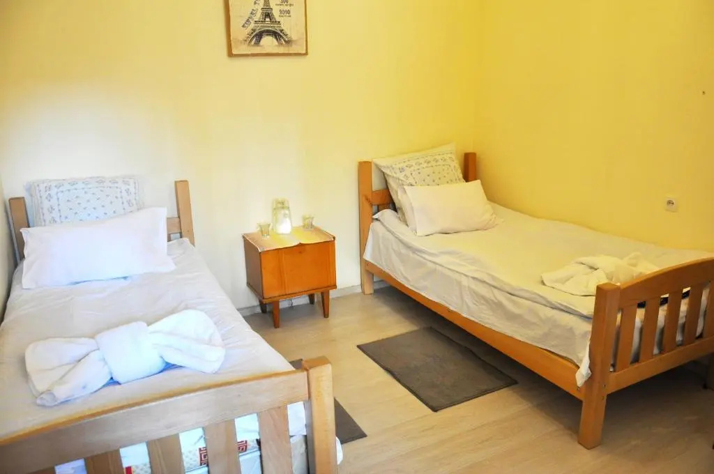 Nukiss Hostel