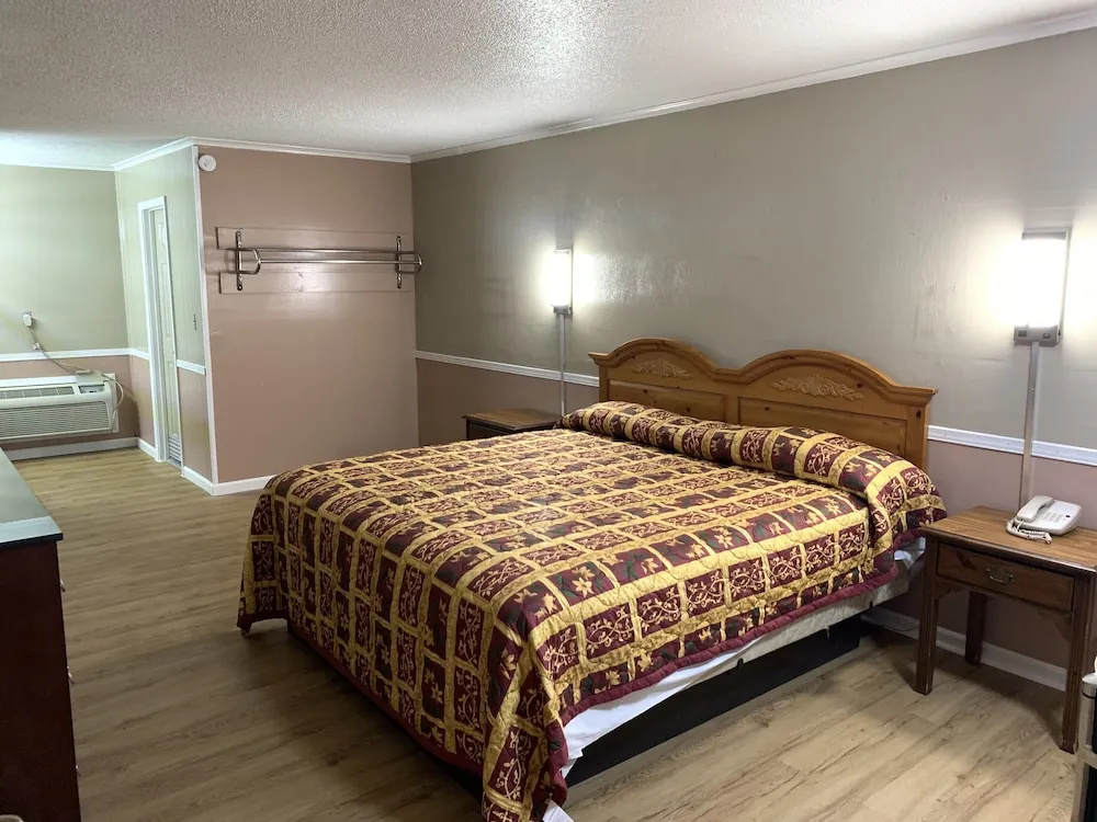 Aristocrat Motor Inn