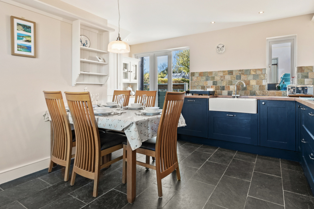 Summerhill Cottage - Log Burner, Countryside Views, near Amroth