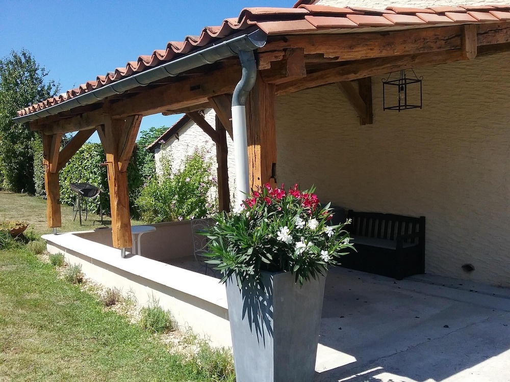 House With 3 Bedrooms in Bosset, With Pool Access, Furnished Terrace a