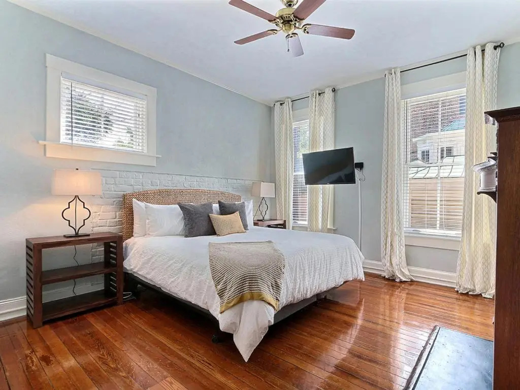 Lafayette Row Unit 1