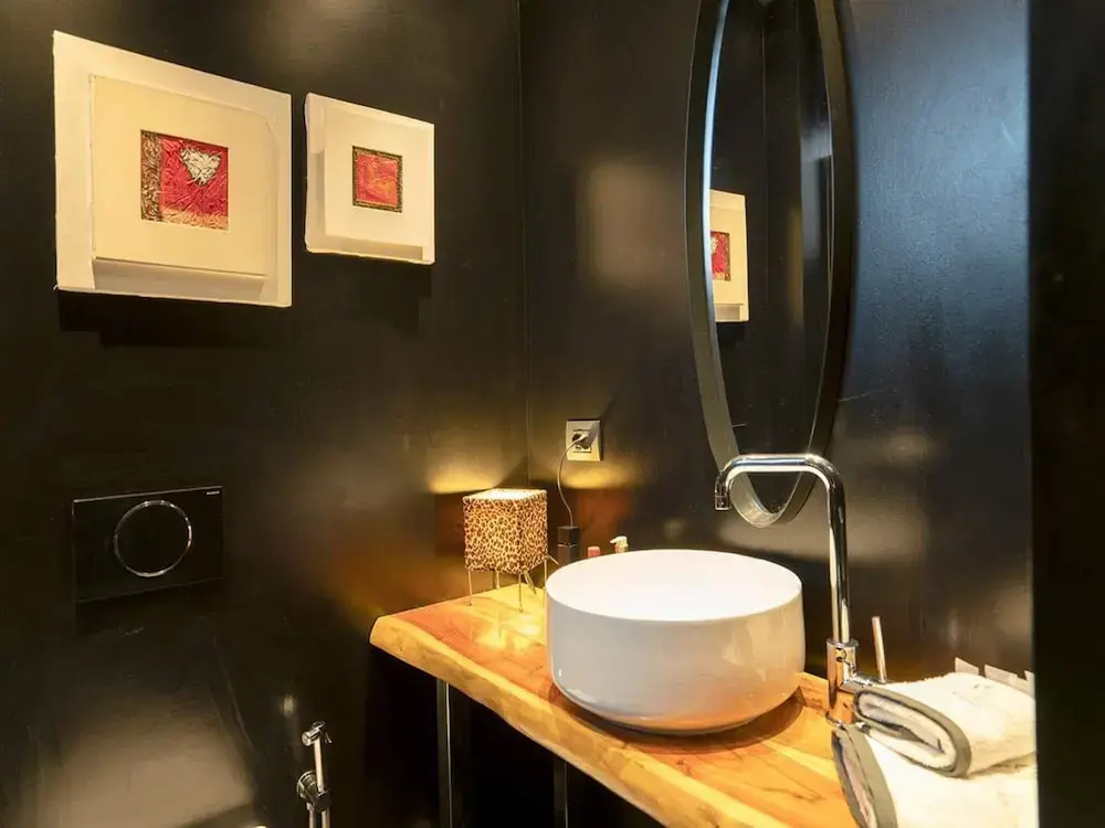 Artistic Flat W/wooden Beams, Porta Venezia