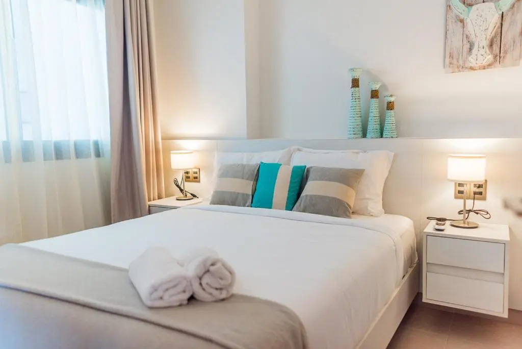 Private Picuzzi in New Penthouse Los Corales, 403