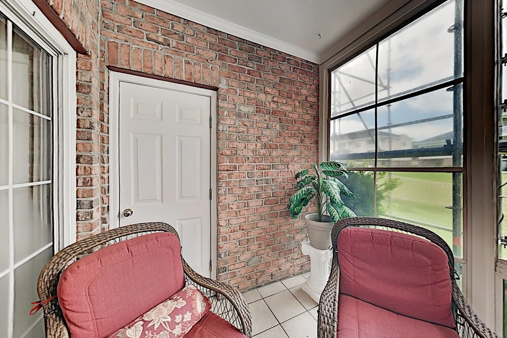 104magno 2 Bedroom Condo