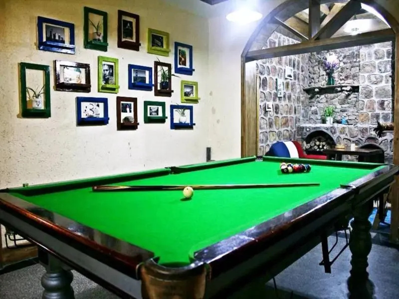 Zhangjiajie April Day Hostel