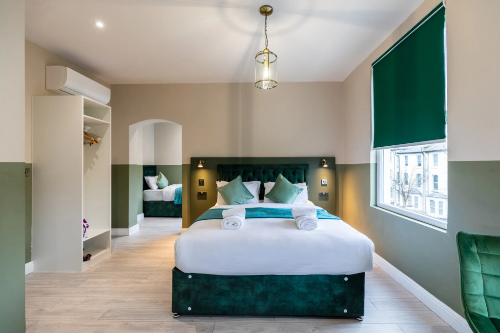 The Finsbury Park Hotel