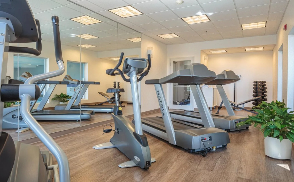Holiday Inn Express & Suites - Belleville by IHG