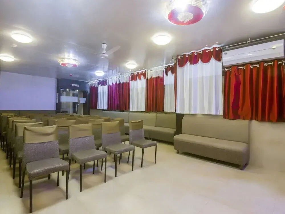 Hotel Park View By OYO Rooms