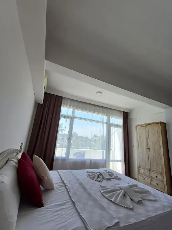 Renos Otel Cafe Sigacik