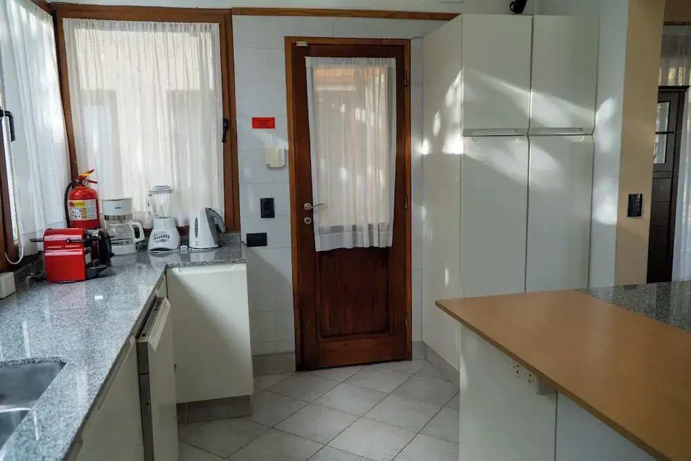 Rent Up -Casa junto al lago Nahuel Huapi