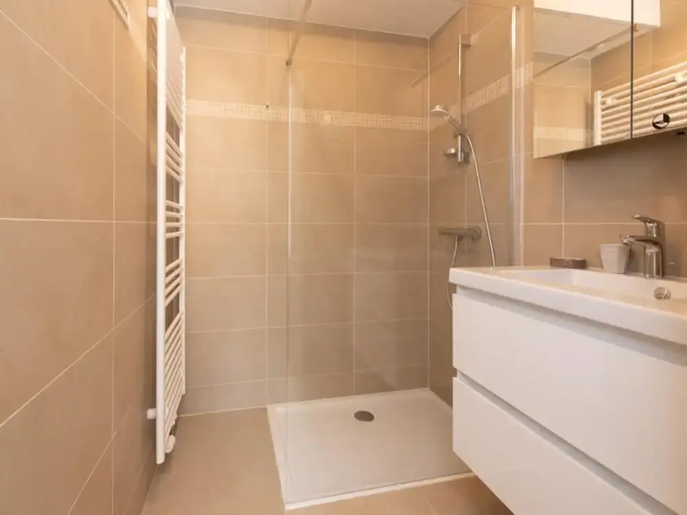 Apartment With Large Terrace in Mariakerke