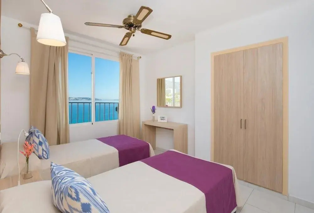 Apartamentos Calablanca