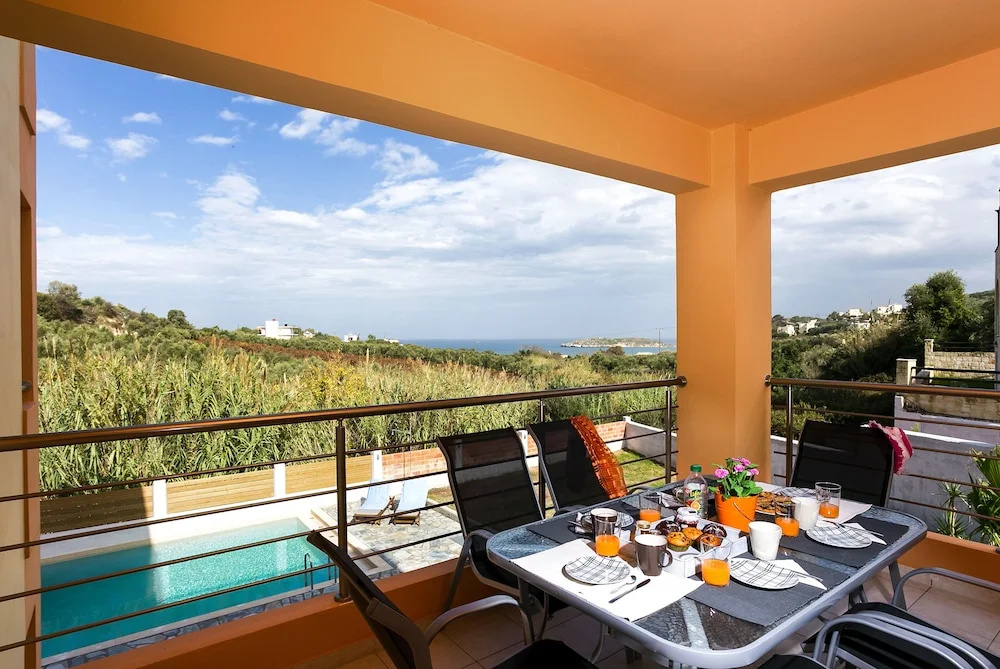 Villa Katina With Private Pool Near Almyrida