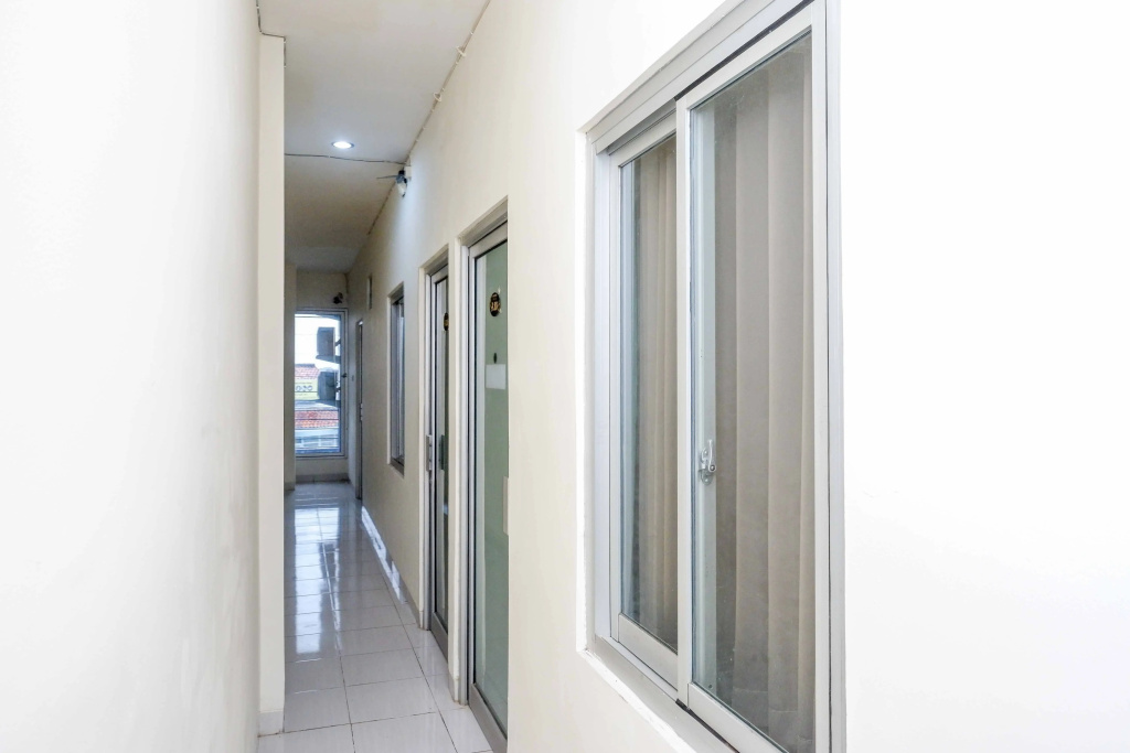 Urbanview Hotel Double Tree near RSUD Margono Purwokerto