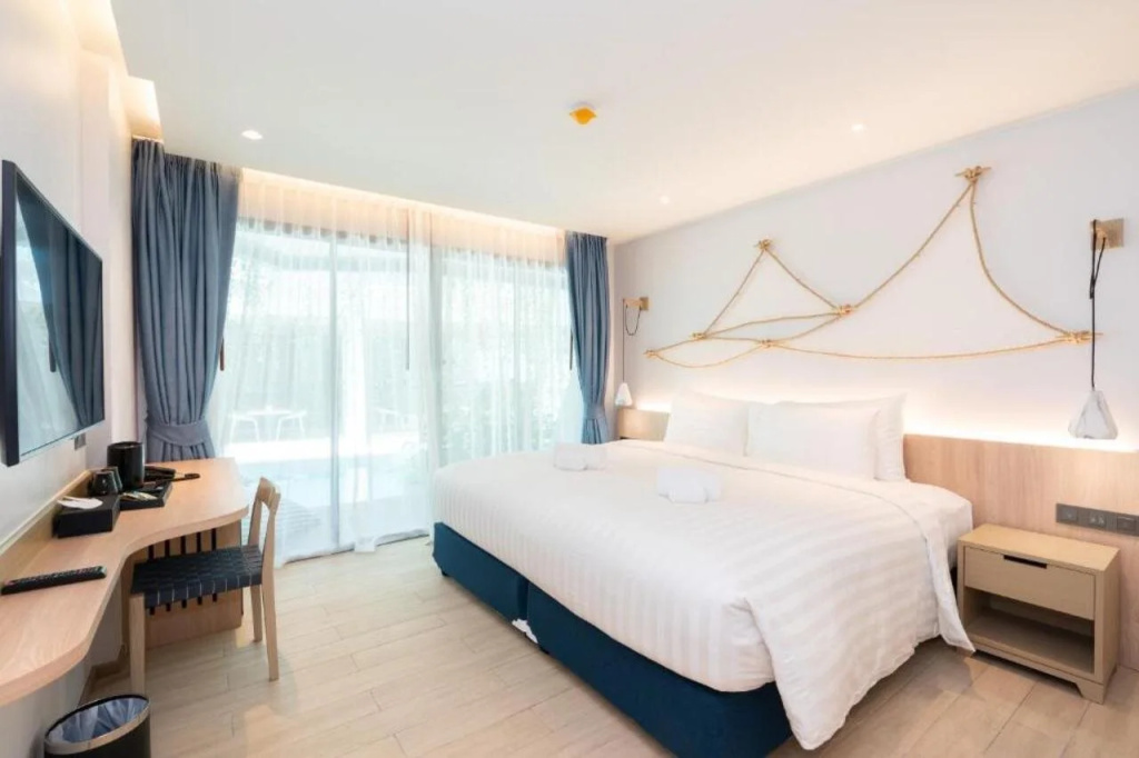 Panwaburi Beachfront Resort - SHA Extra Plus