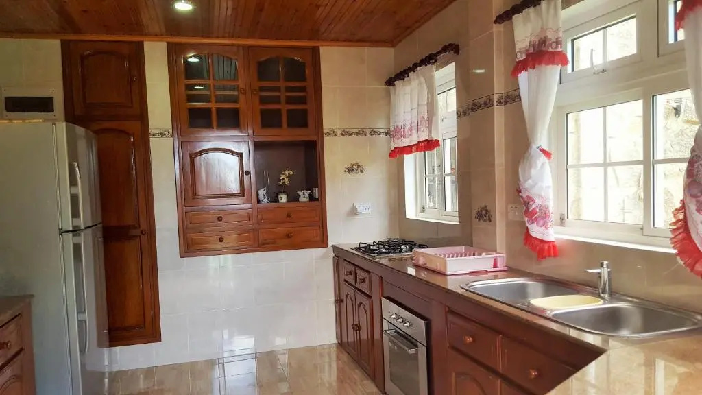 Hibiscus House Seychelles Self Catering