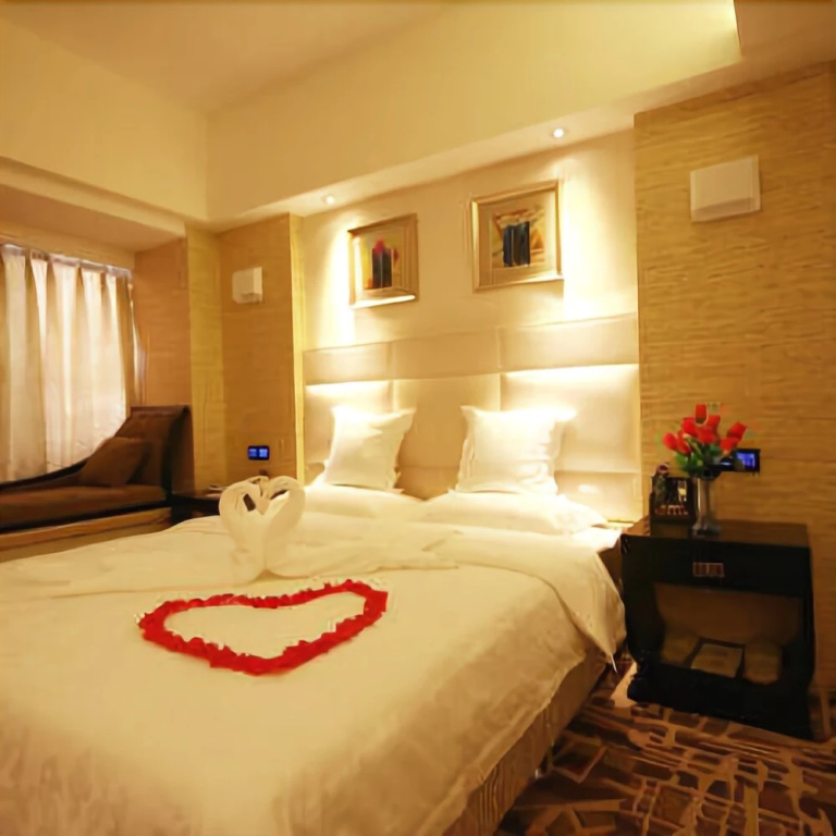 Merry Home Hotel