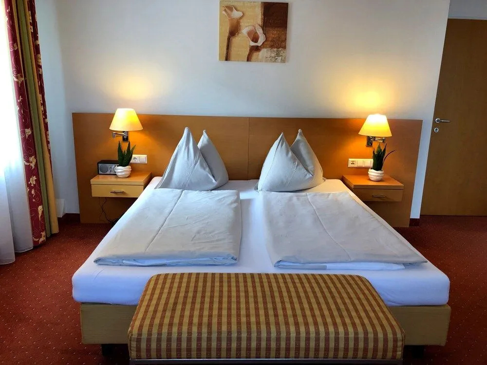RoomRent55