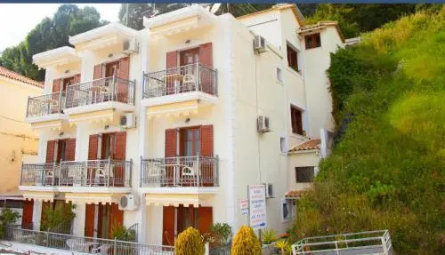 Guest House 4 Stars Parga