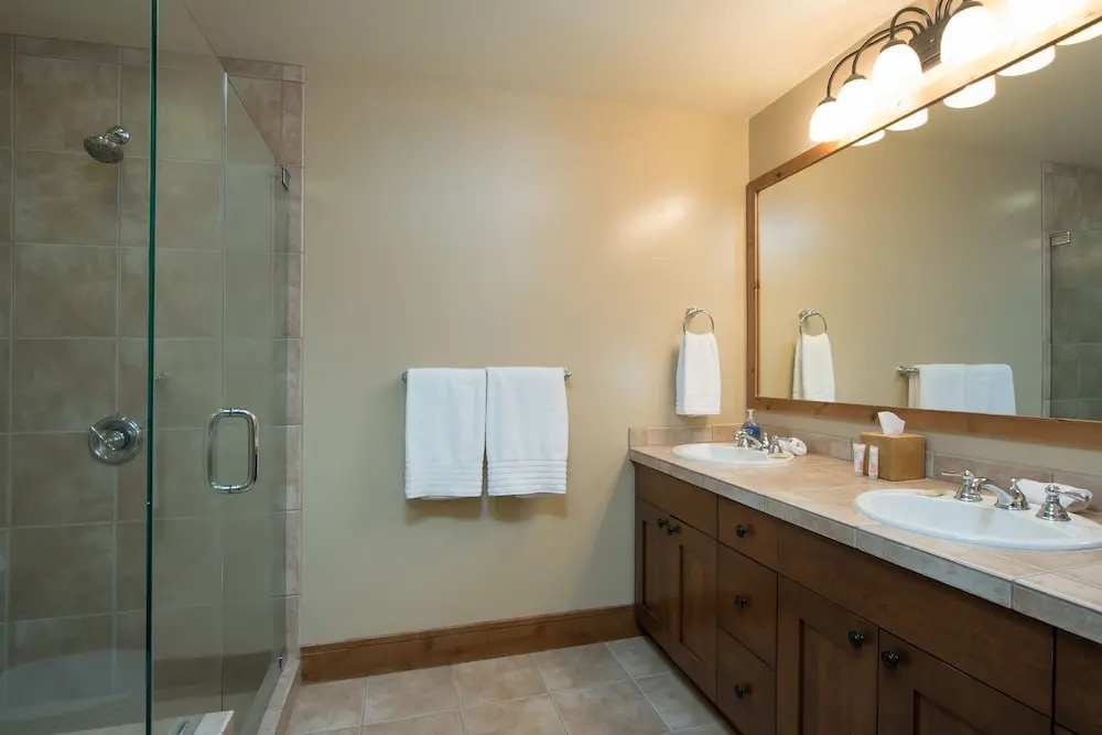 Catamount Condo #306 2 Bedrooms 2.5 Bathrooms Condo