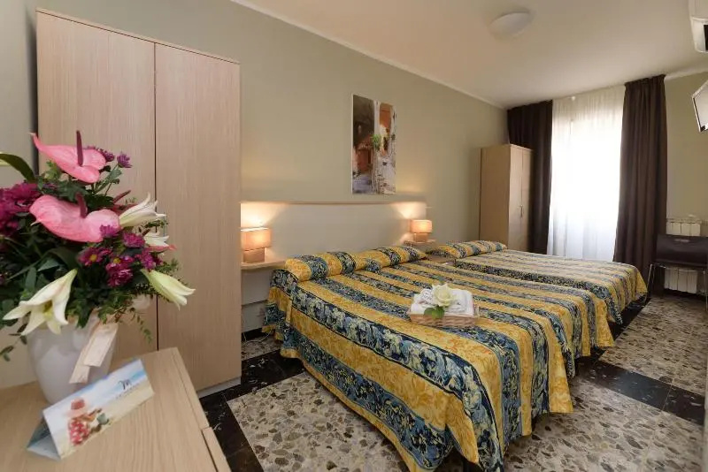 Hotel La Marina