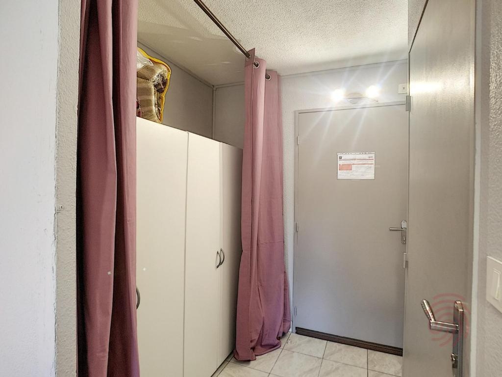 Appartement Lamalou-les-Bains, 1 pièce, 2 personnes - FR-1-451-105