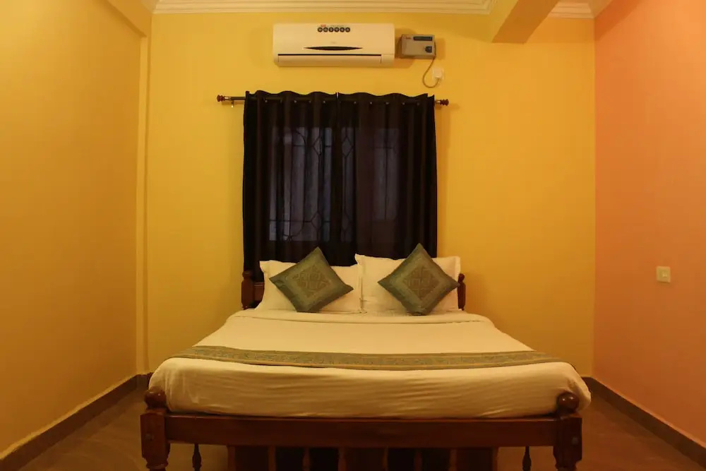 OYO 9211 Home Party Place 2 BHK Candolim