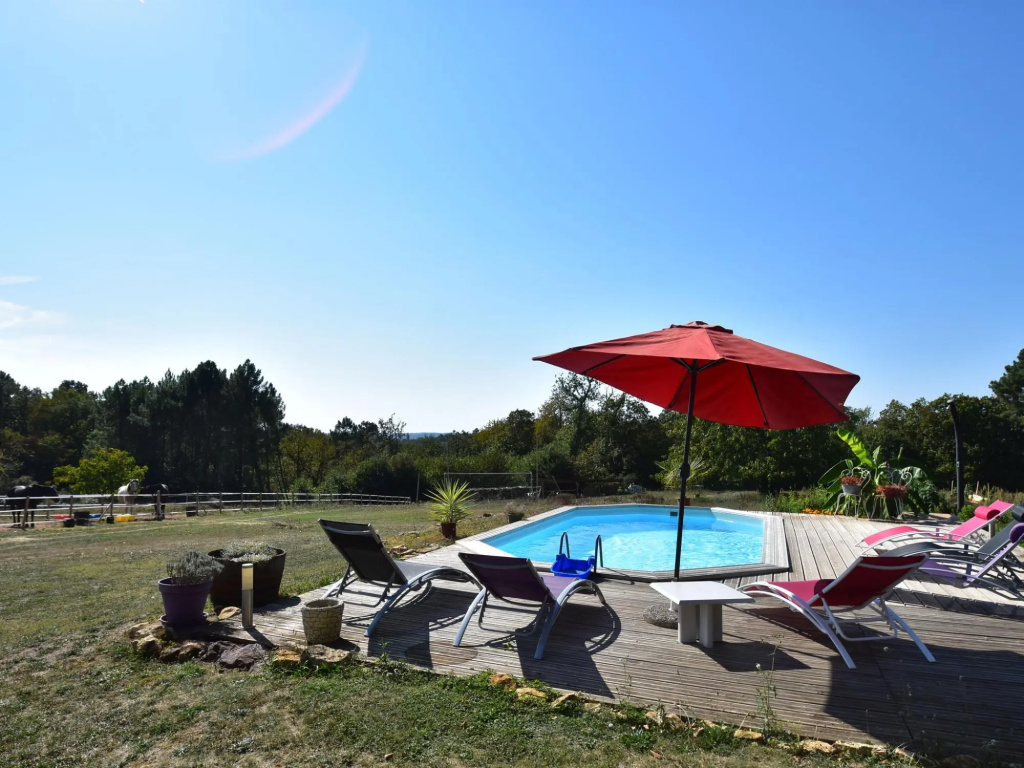 Tranquil Escape in Dordogne