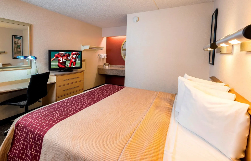 Red Roof Inn Buffalo - Hamburg