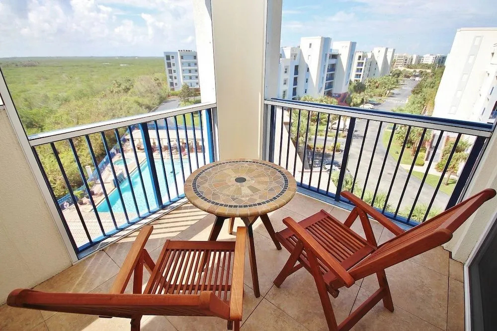 Oceanwalk 17-605 Apartment 3