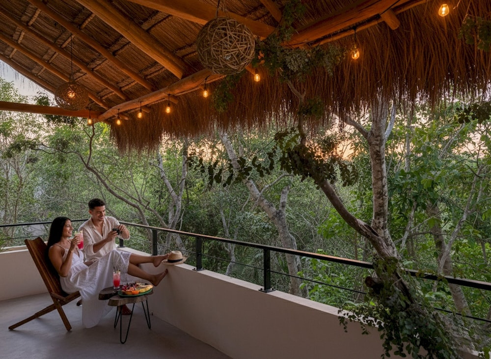 Pool Rooftop Gym Tulum 2BR Penthouse A5